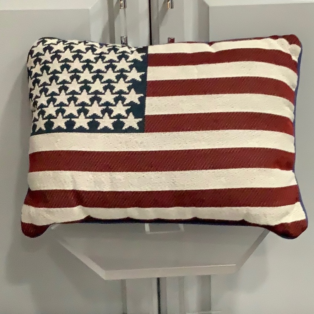 1 Rectangular American Flag 15”x10”Pillow Cushion Patriotic USA Decor